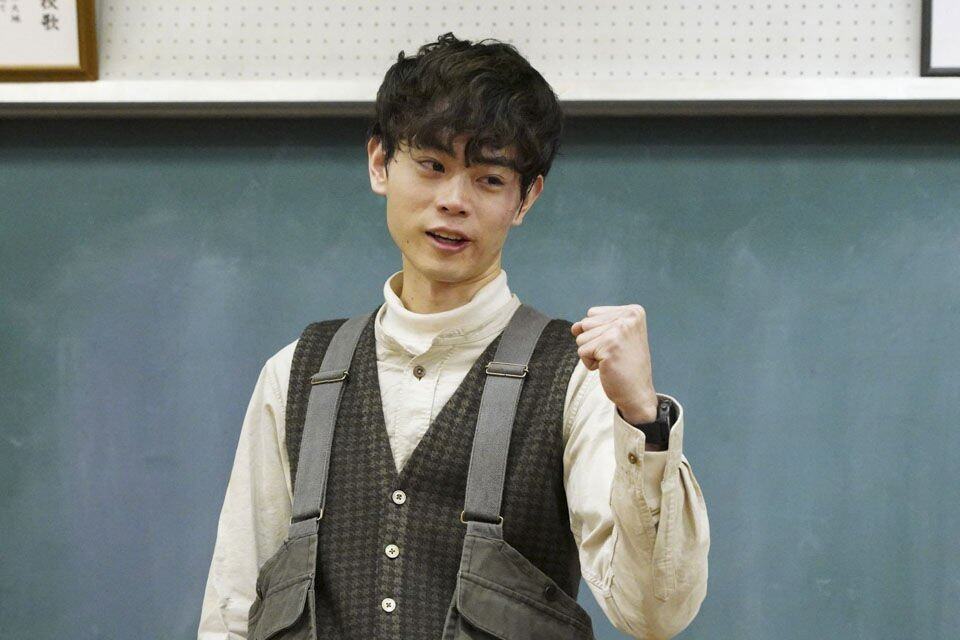 菅田將暉憑日劇《3 年 A 組》首封視帝!認識 26 歲雙料影帝、視帝的演藝生涯 菅田將暉憑日劇《3 年 A 組》首封視帝!認識 26 歲雙料影帝、視帝的演藝生涯